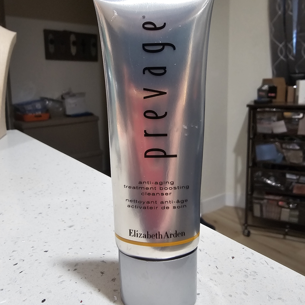 Elizabeth Arden PREVAGE® Anti-Aging Treatment Boosting Cleanser